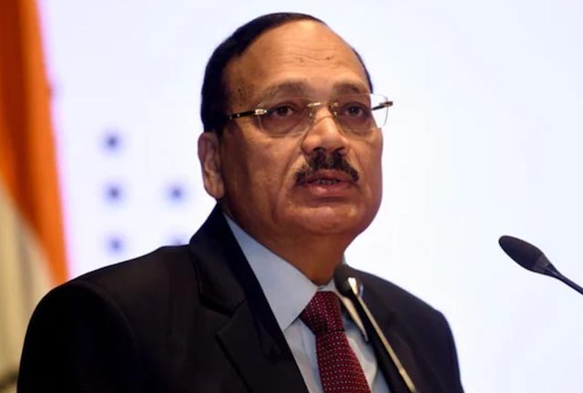 बेरोजगारी पर CJI की तीखी टिप्पणी चर्चा में, बयान को लेकर बढ़ी सियासी हलचल