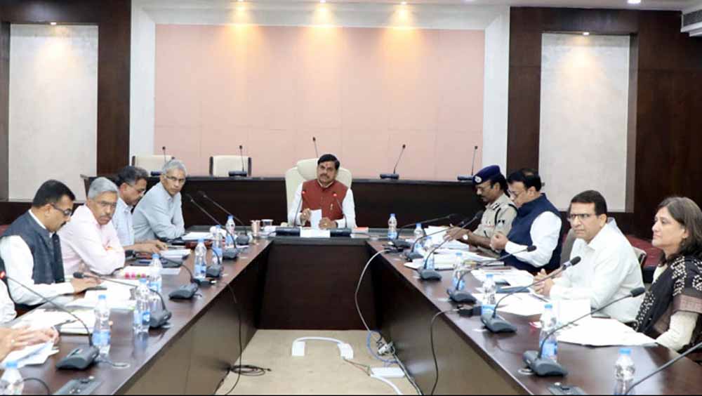 प्रदेश में उद्योग लगाने वाली कंपनियां अपने परिसर में युवाओं के कौशल उन्नयन के लिए प्रशिक्षण केन्द्र करें स्थापित