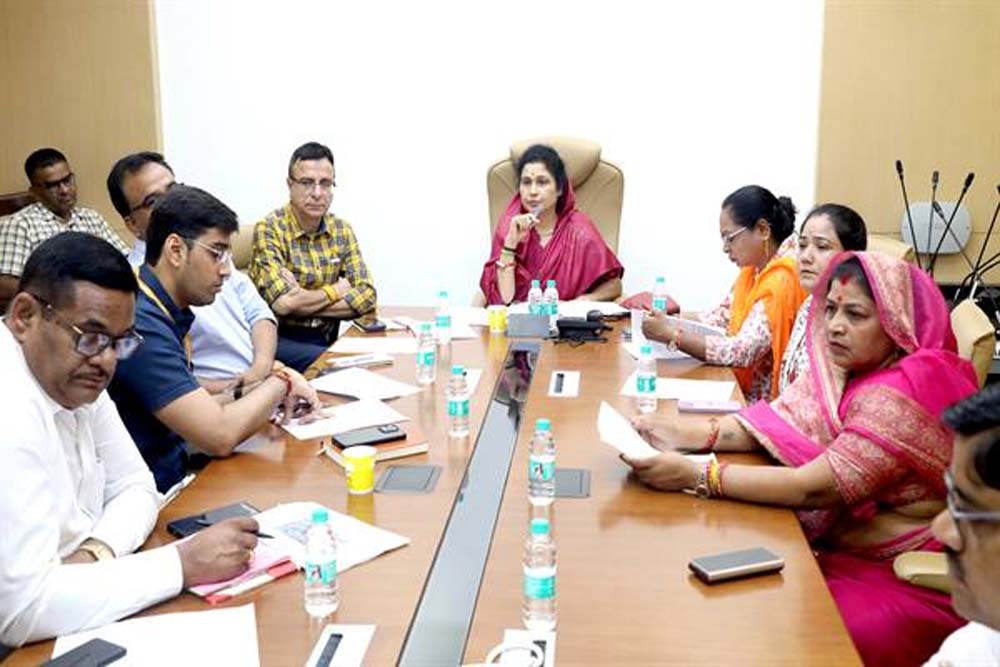 अधूरे निर्माण कार्यों पर सख्ती, मानसून पूर्व पूर्ण करने के आदेश : राज्यमंत्री गौर