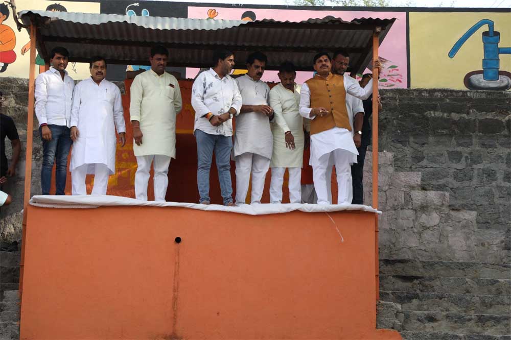 मुख्यमंत्री डॉ. यादव ने किया प्राचीन अहिल्या कुंड के जीर्णोद्धार कार्य का निरीक्षण