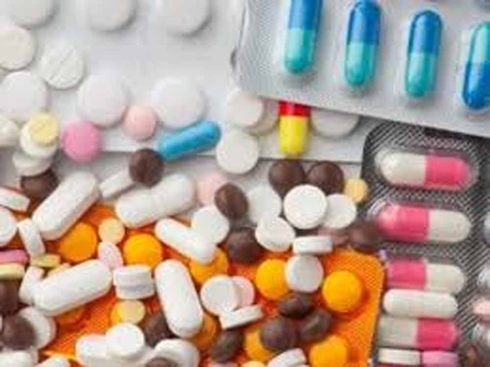 बाजार में उपलब्ध दवाओं और कास्मेटिक उत्पादों की गुणवत्ता पर सख्त निगरानी होगी स्थापित, आम जनता को सुरक्षित और भरोसेमंद उत्पाद उपलब्ध हो सकेंगे