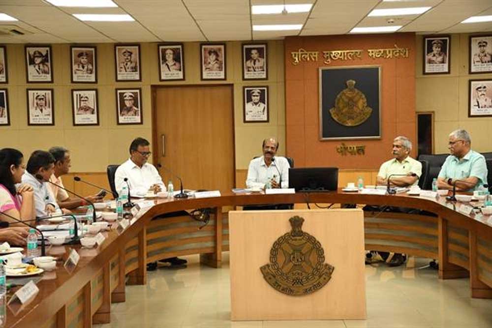 पुलिसकर्मियों के स्वास्थ्य एवं परिवार की सुरक्षा सर्वोच्च प्राथमिकता- डीजीपी कैलाश मकवाणा