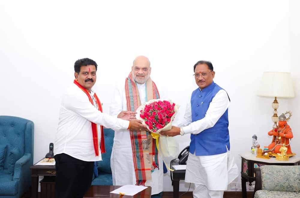 पुराने सुरक्षा शिविर अब बन रहे जन सुविधा केंद्र