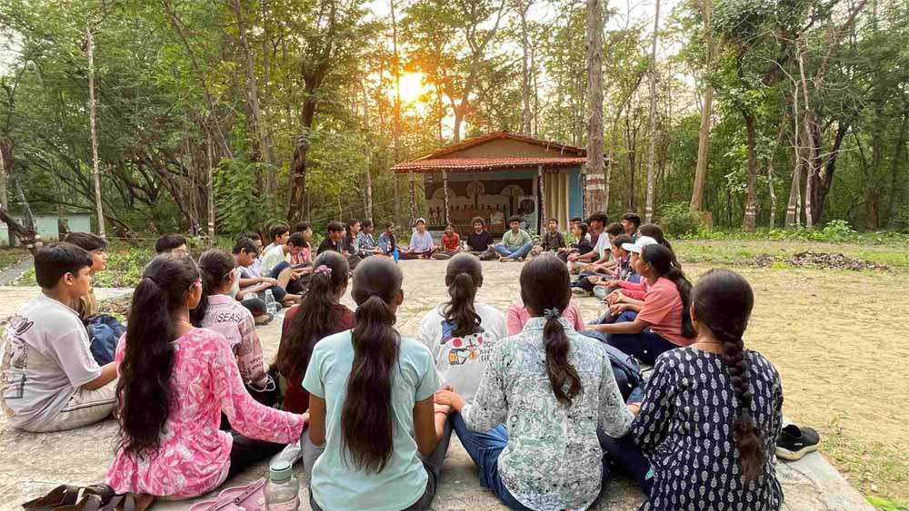 जंगल ट्रेक, बर्ड वाचिंग, सिरपुर का ऐतिहासिक भ्रमण और पारंपरिक औषधीय ज्ञान बना मुख्य आकर्षण
