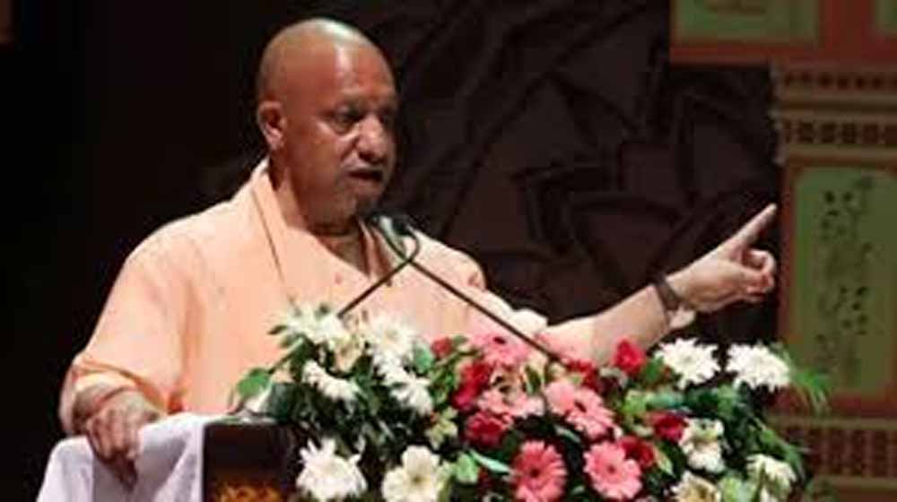 योगी सरकार का ट्रांसफर एक्शन मोड, विश्वविद्यालयों से लेकर परिवहन विभाग तक नई तैनाती