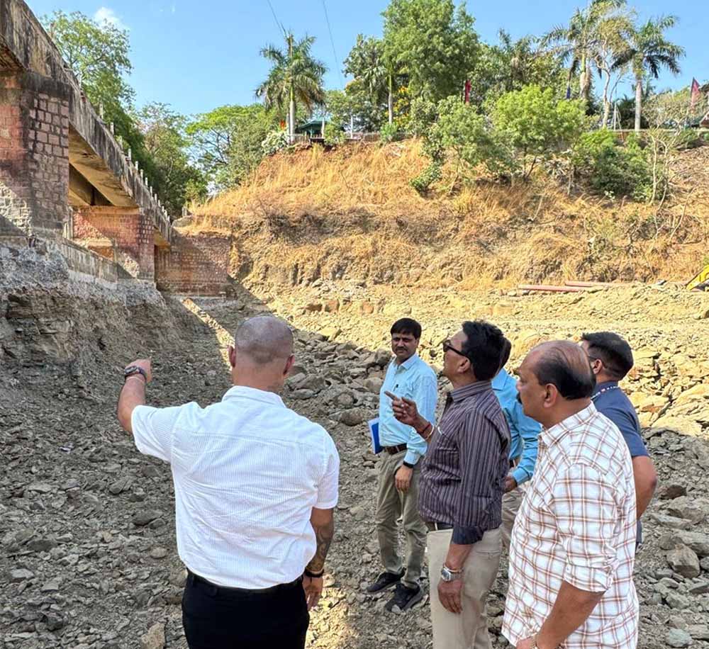 वेस्टवियर पुनर्निर्माण कार्य का किया निरीक्षण, अधिकारियों को दिए निर्देश