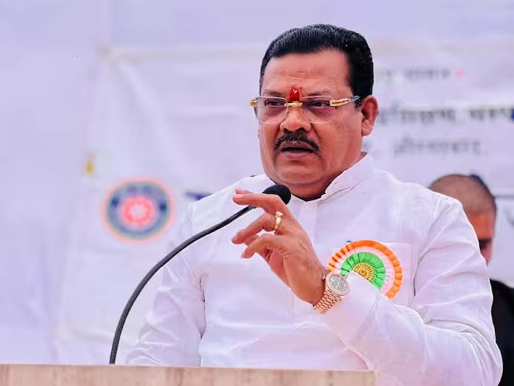 महाराष्ट्र में गठबंधन पर संकट? शिरसाट बोले—2029 में BJP-शिवसेना अलग लड़ सकती हैं चुनाव