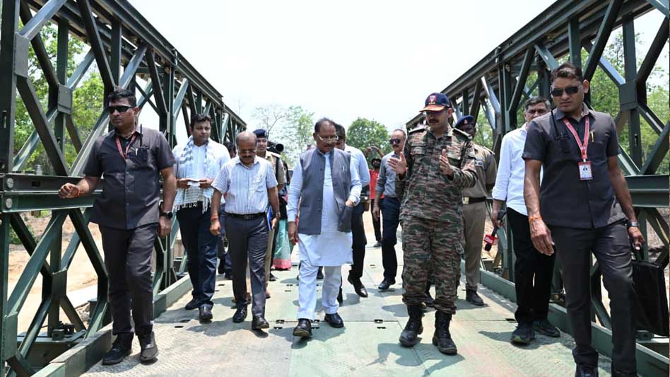 बीजापुर-पूवर्ती मार्ग पर बना आधुनिक बेली ब्रिज: कनेक्टिविटी और विकास को मिली नई गति