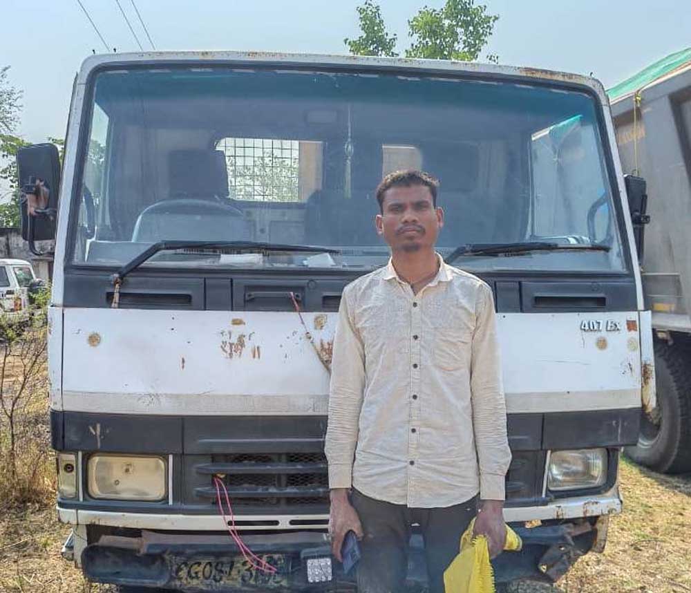 अवैध रेत-ईंट परिवहन के खिलाफ बड़ी कार्रवाई, माजदा और तीन ट्रैक्टर किए गए जब्त