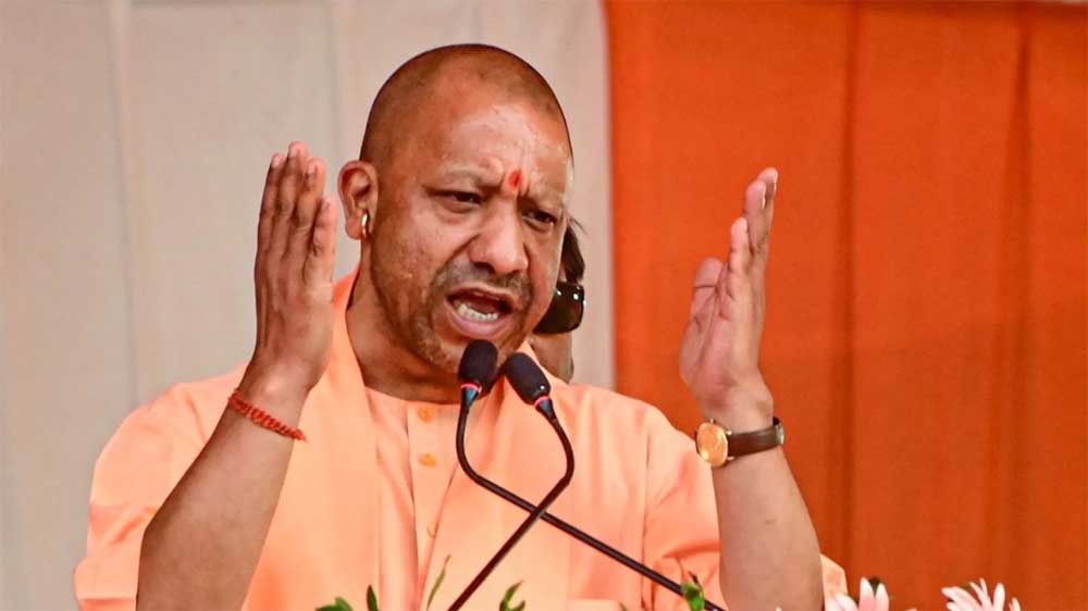 लोगों को हेलमेट पहनने, सीट बेल्ट लगाने, ओवरलोडिंग से बचने, वाहन चलाते समय मोबाइल का उपयोग न करने का दिया गया संदेश
